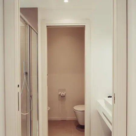 Ξενοδοχείο με διαμερίσματα Marina Gardens Boutique&suites 4*