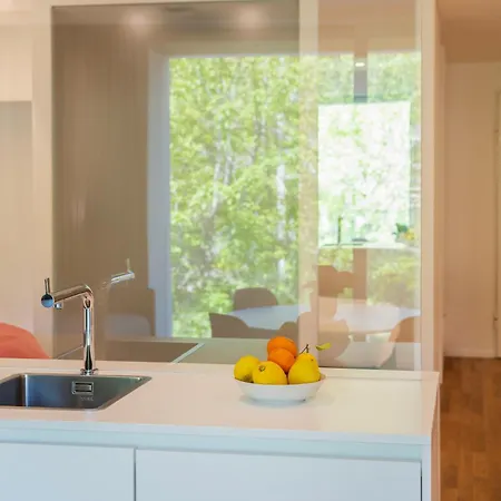 Ξενοδοχείο με διαμερίσματα Marina Gardens Boutique&suites 4*