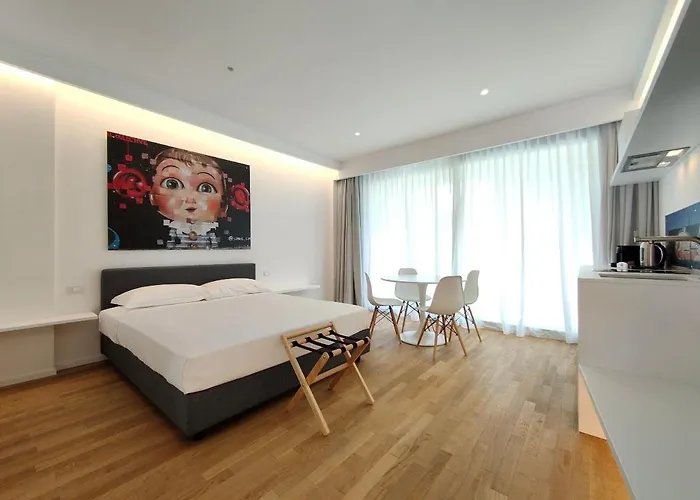 Marina Gardens Boutique&suites 4*